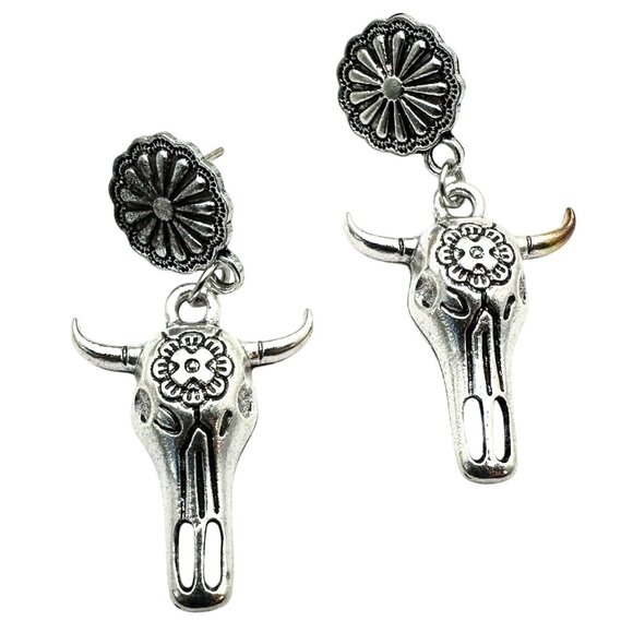 None Jewelry - Western Style Silver Tone Bull Head Chandelier Pierced Earrings 2.5"
